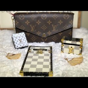 iPhone and Samsung Phone Cases